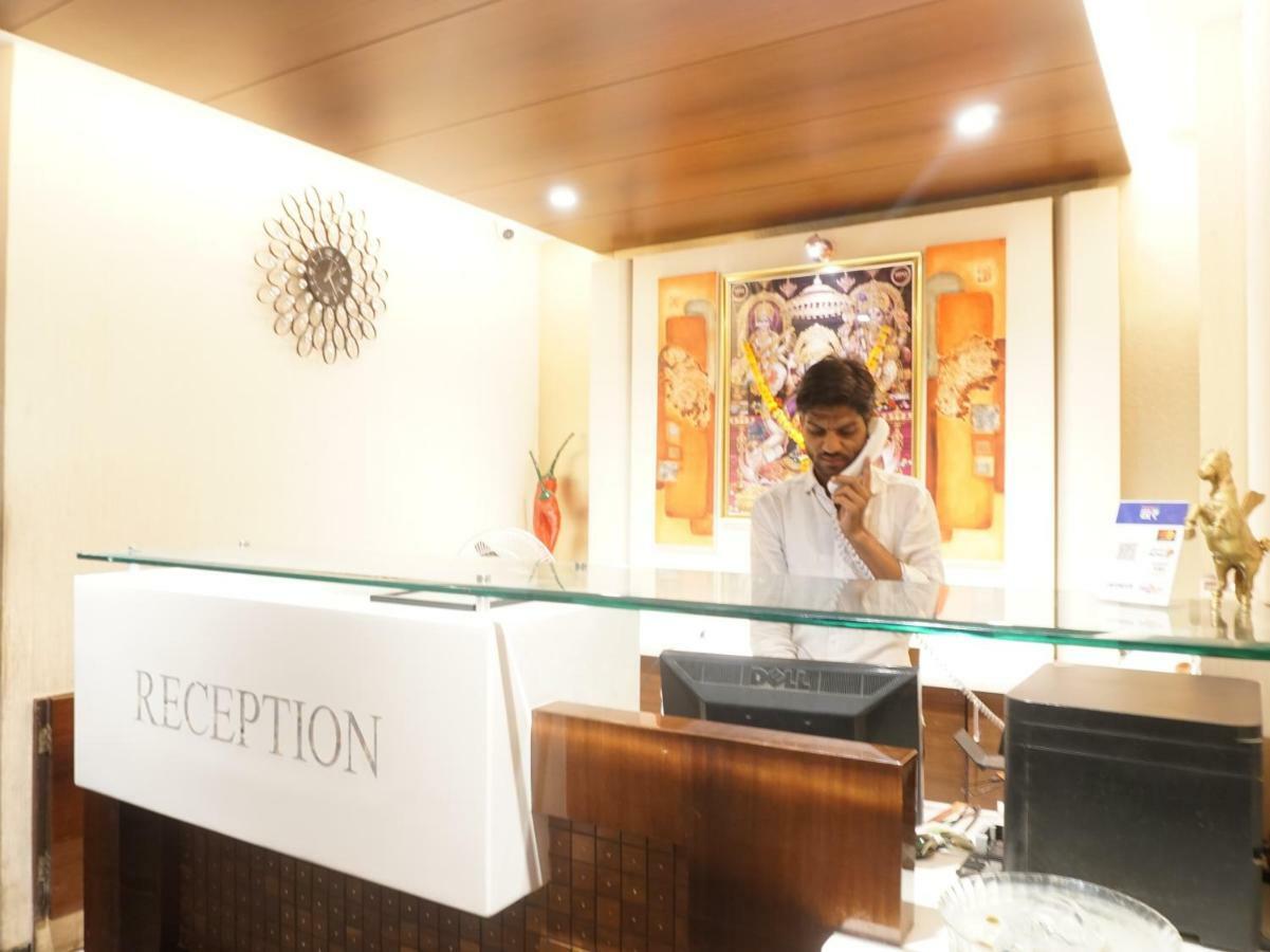 Palette Four Seasons Recreation Resort Jalgaon Extérieur photo